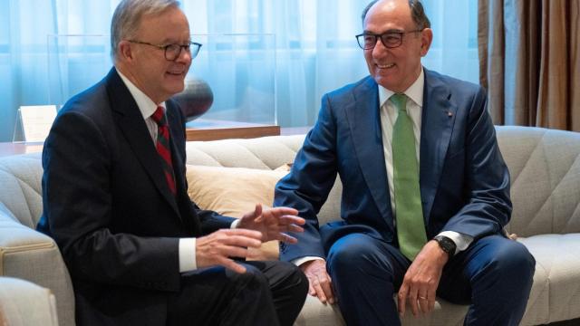 El presidente de Iberdrola, Ignacio Galán, en una reunión con el primer ministro de Australia, Anthony Albanese.