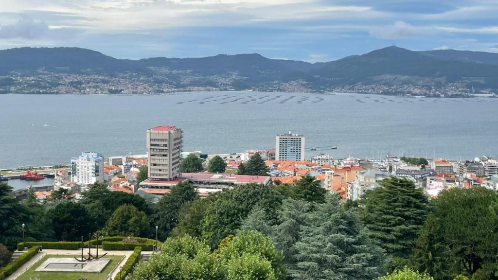 Vista de Vigo desde el monte de O Castro.