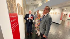 El alcalde inaugura la exposición ‘El arte del grabado en el siglo XVI’, con 150 obras