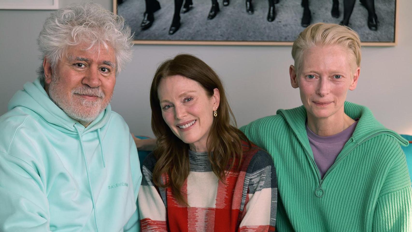 Pedro Almodóvar, Julienne Moore y Tilda Swinton. Foto: El Deseo / Iglesias Más