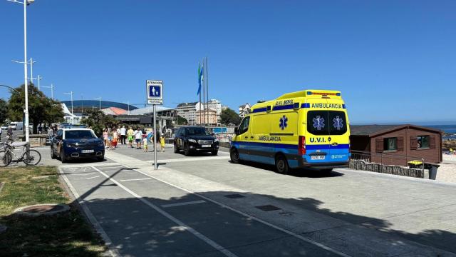 La ambulancia que se desplazó a Riazor.