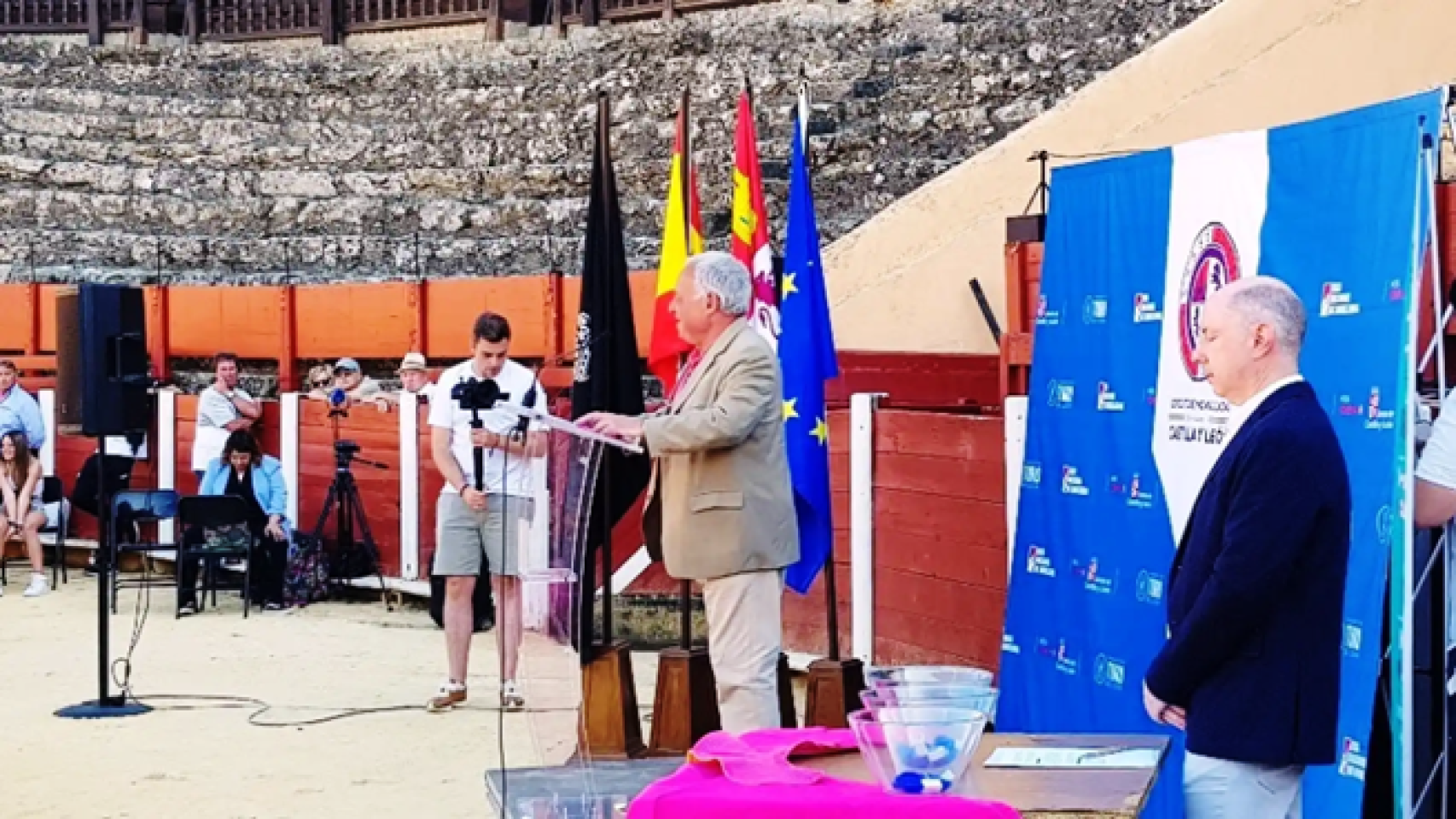 Imagen: Archivo. Presentación de la edición de 2023 por el consejero de Cultura, Turismo y Deporte, Gonzalo Santonja