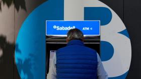 Un cajero de Sabadell en Madrid.