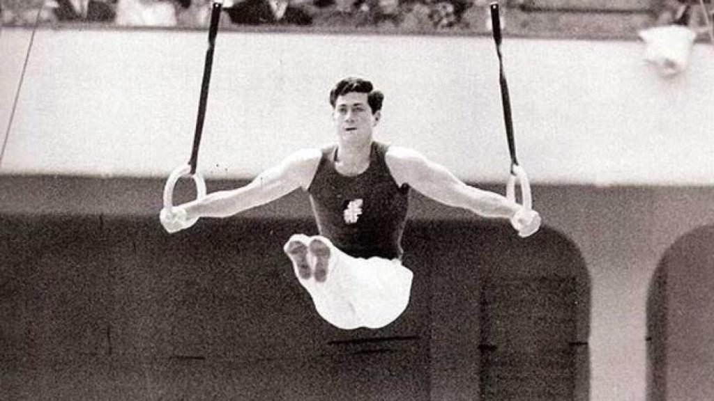 El gimnasta Joaquín Blume en la prueba de anillas