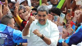 Fotografía cedida por el Palacio de Miraflores del presidente de Venezuela, Nicolás Maduro, durante un acto de campaña el 24 de julio, en el estado Yaracuy (Venezuela)