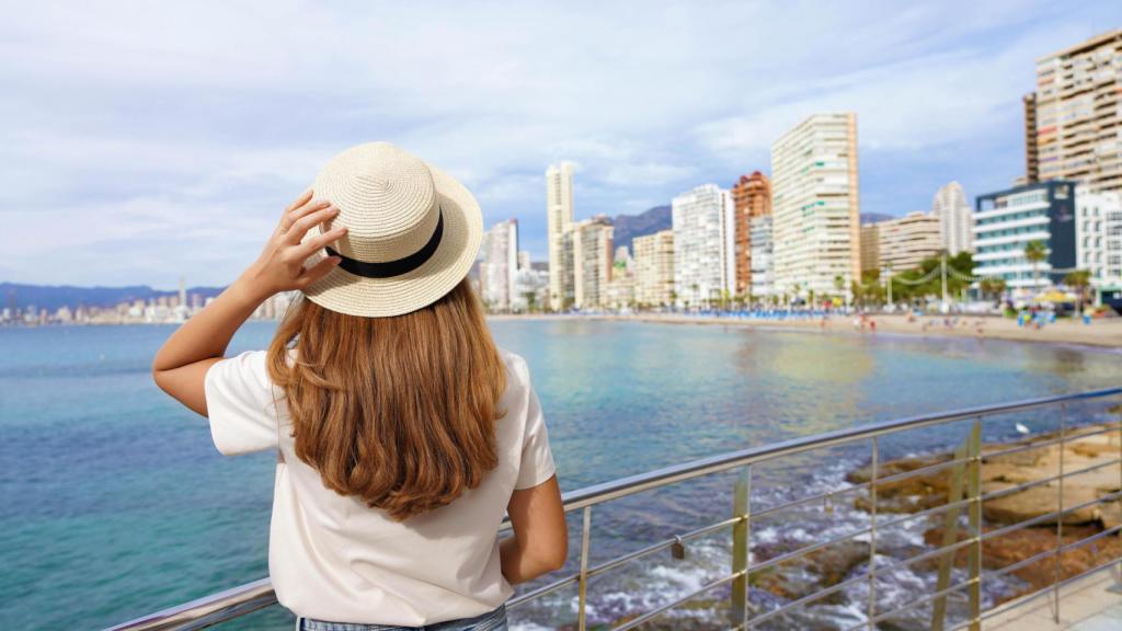 Los hoteles de la Comunitat Valenciana reciben 5 millones de turistas, un 5% más que en 2023