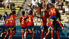 Las jugadoras de la selección española de fútbol femenino celebran el gol de Mariona Caldentey ante Japón.