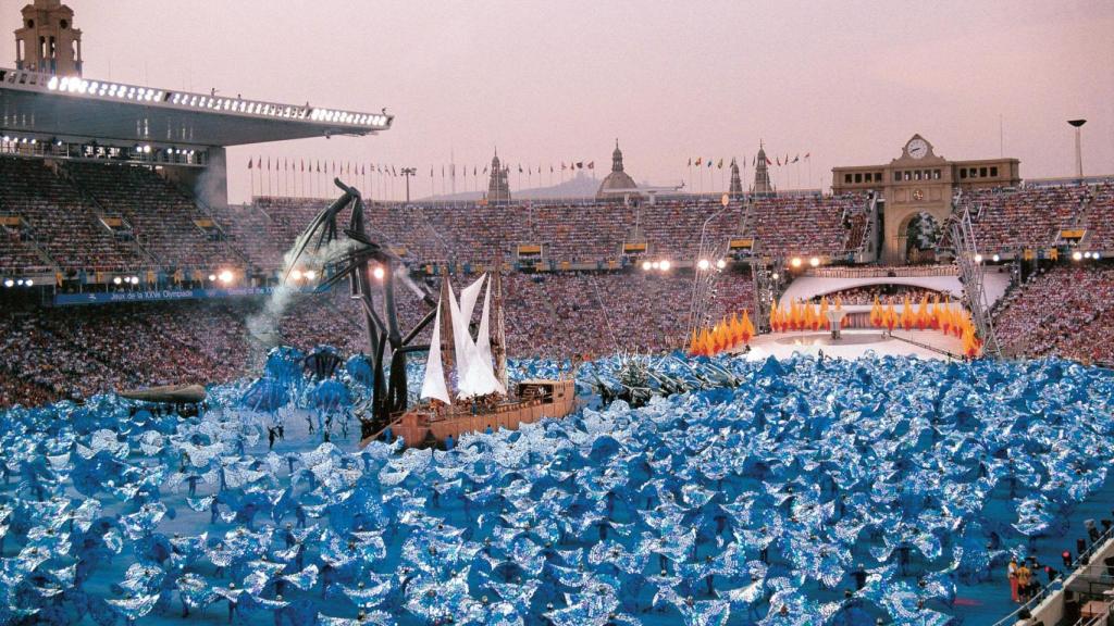 Espectáculo 'Mediterráneo, mar olímpico' de la Fura dels Baus en la ceremonia inaugural de los Juegos Olímpicos de Barcelona 1992.