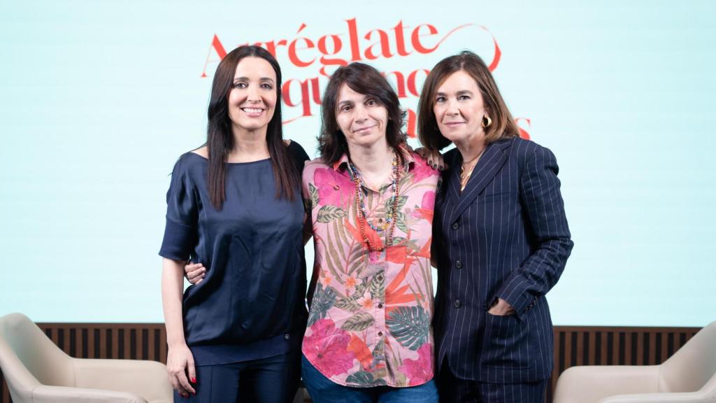 Cruz Sánchez de Lara, Lucía Llano y Charo Izquierdo