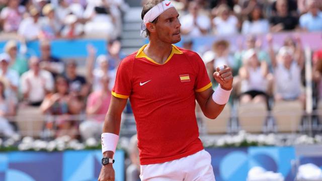 Rafa Nadal celebra un punto contra Fucsovics.