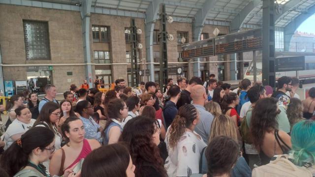 Overbooking en la estación de tren de A Coruña