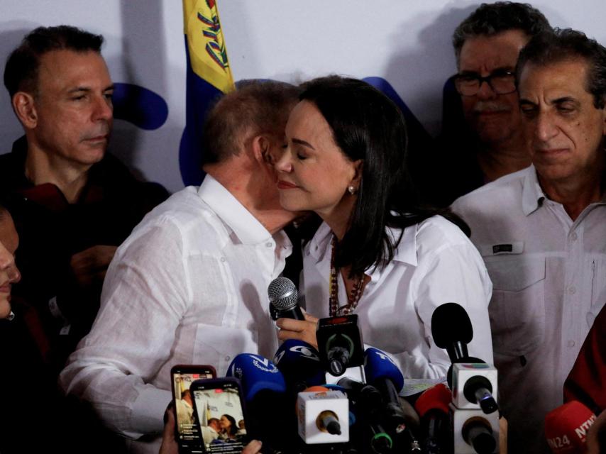 María Corina Machado y el candidato presidencial Edmundo González, tras  sufrir un fraude electoral.