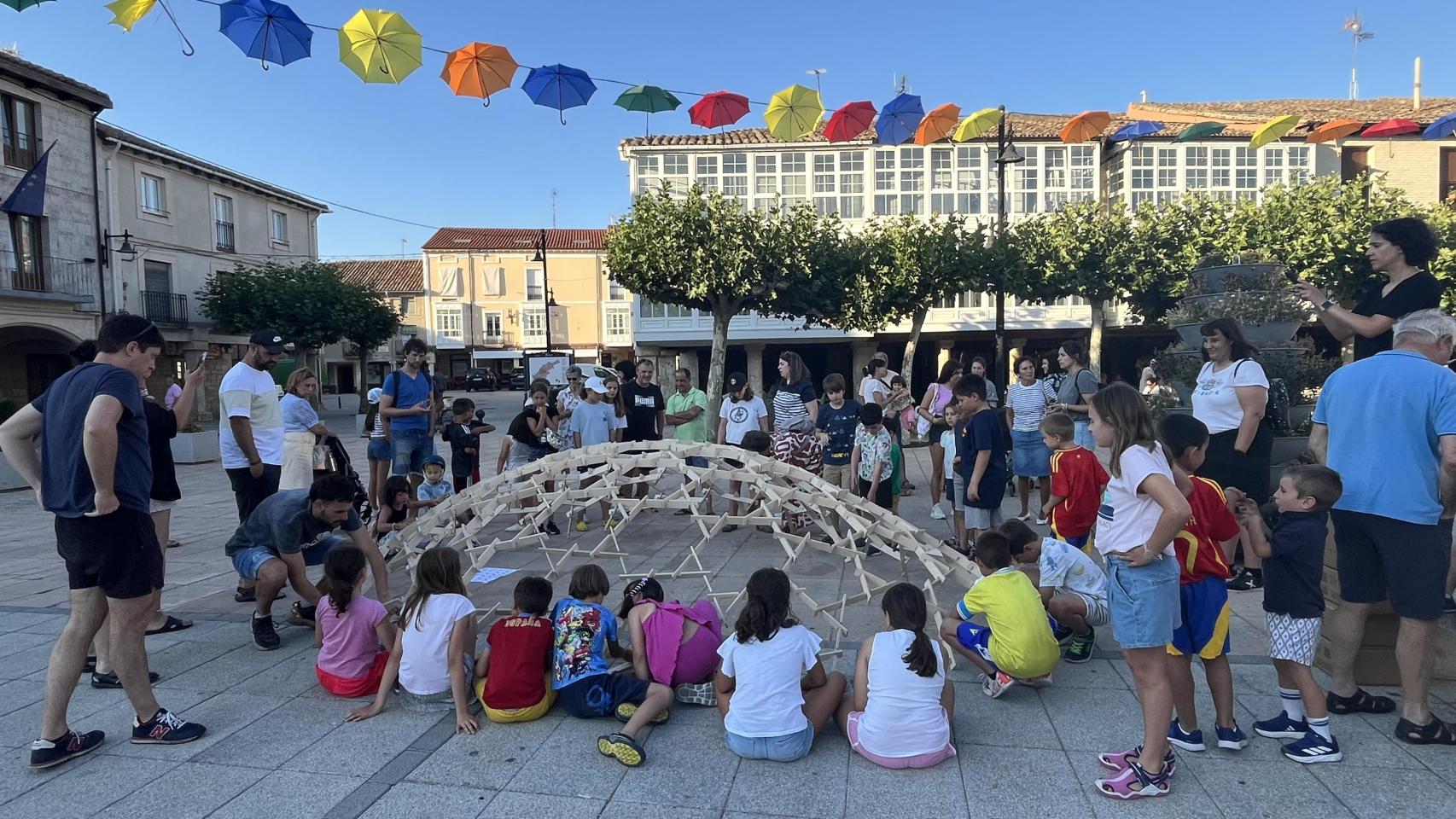 La cúpula creada por los más pequeños en la localidad burgalesa