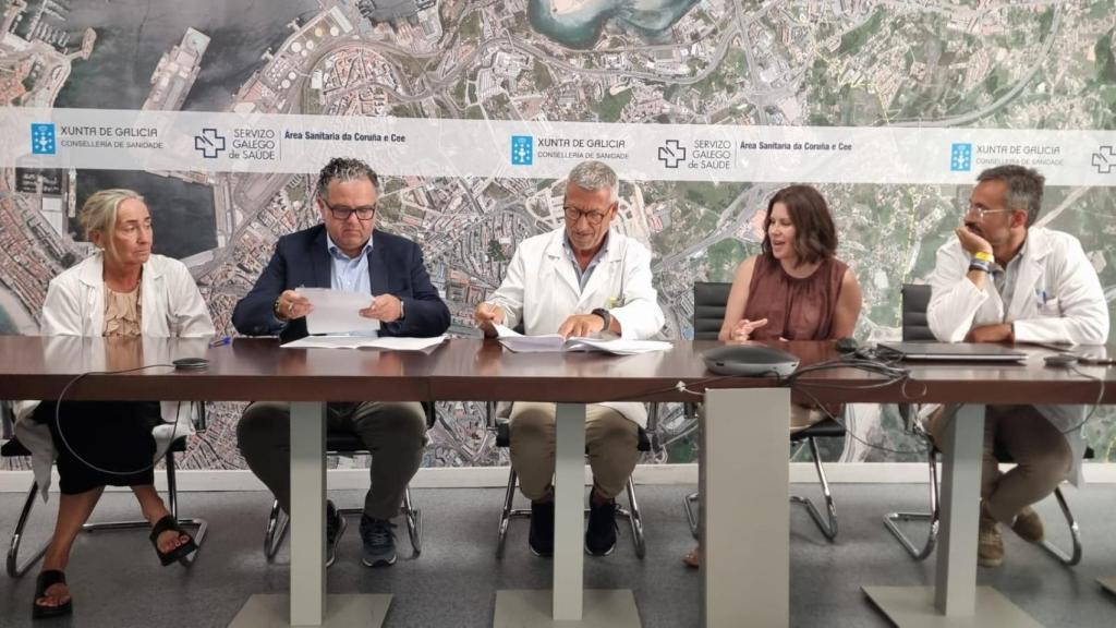 Firma del convenio entre ASANOG (Asociación Galega de Axuda a Nenos Oncolóxicos de Galicia) y el Área Sanitaria de A Coruña y Cee