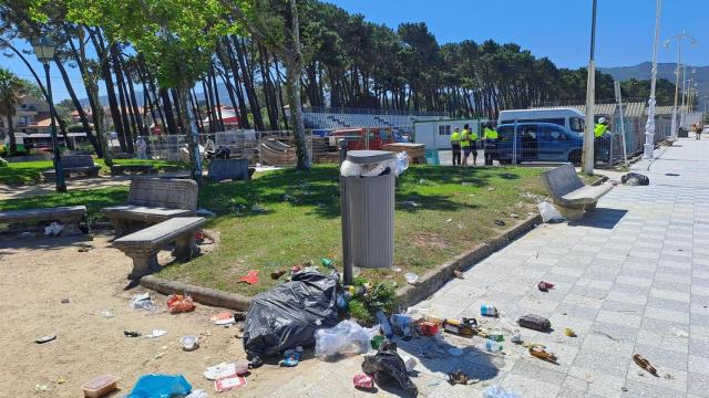 Imagen de la basura en la playa de Samil.