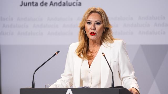 la consejera de Hacienda, Carolina España, en su primera rueda de prensa como portavoz del Gobierno andaluz.