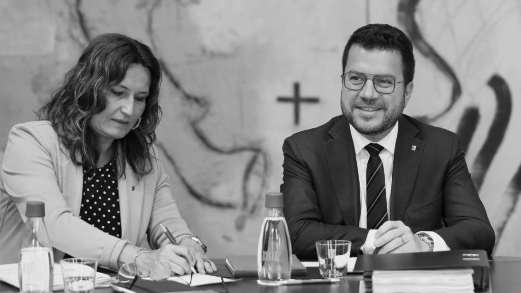 Pere Aragonés y Laura Vilagrá, durante la última reunión del Govern.