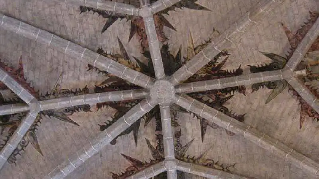 La bóveda con dragones de la Iglesia de la Asunción de Nuestra Señora de Robledo de Chavela.