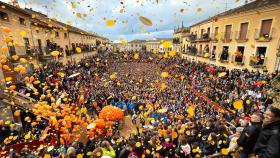 Miles de personas celebran el comienzo del Carnaval del Toro con el tradicional 'El Campanazo' en Ciudad Rodrigo (Salamanca)