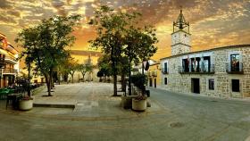 Plaza general de Menasalbas.