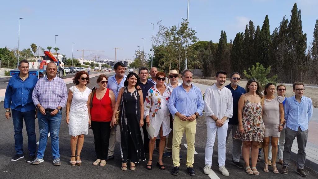 Apertura del vial con Nou Nazareth de Sant Joan d'Alacant al fondo.