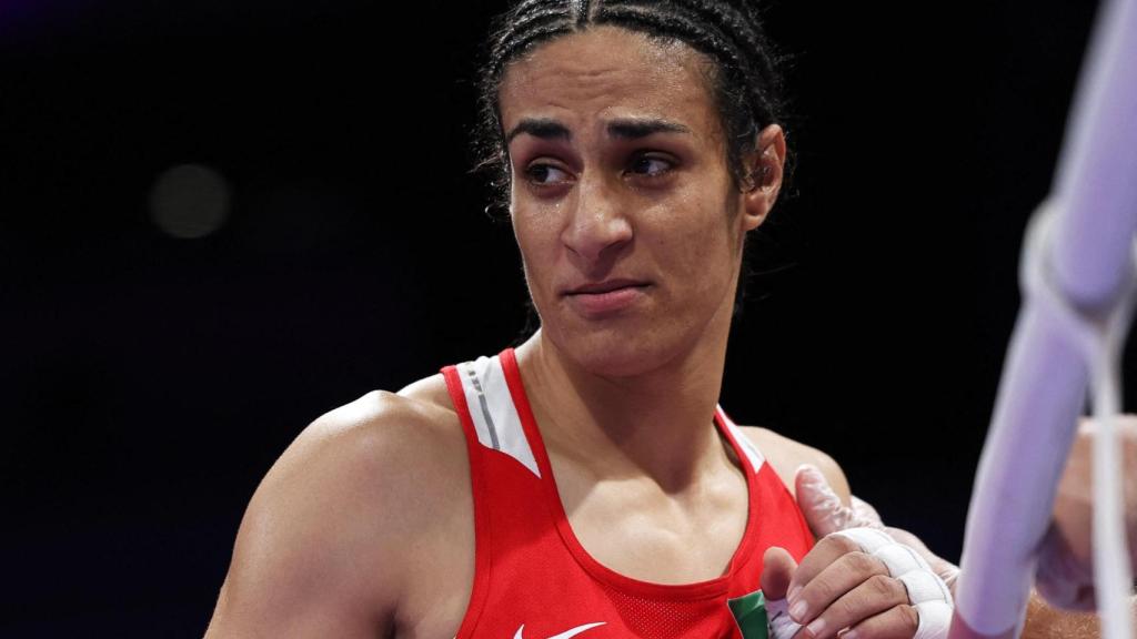 La boxeadora argelina Imane Khelif, no identificada con ningún género