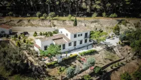 Casa rural a la venta en Guadalest, Alicante.