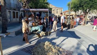 El mercado medieval en un conocido pueblo de Valladolid al que no le falta de nada: tiene hasta vermú con sabrosos pinchos