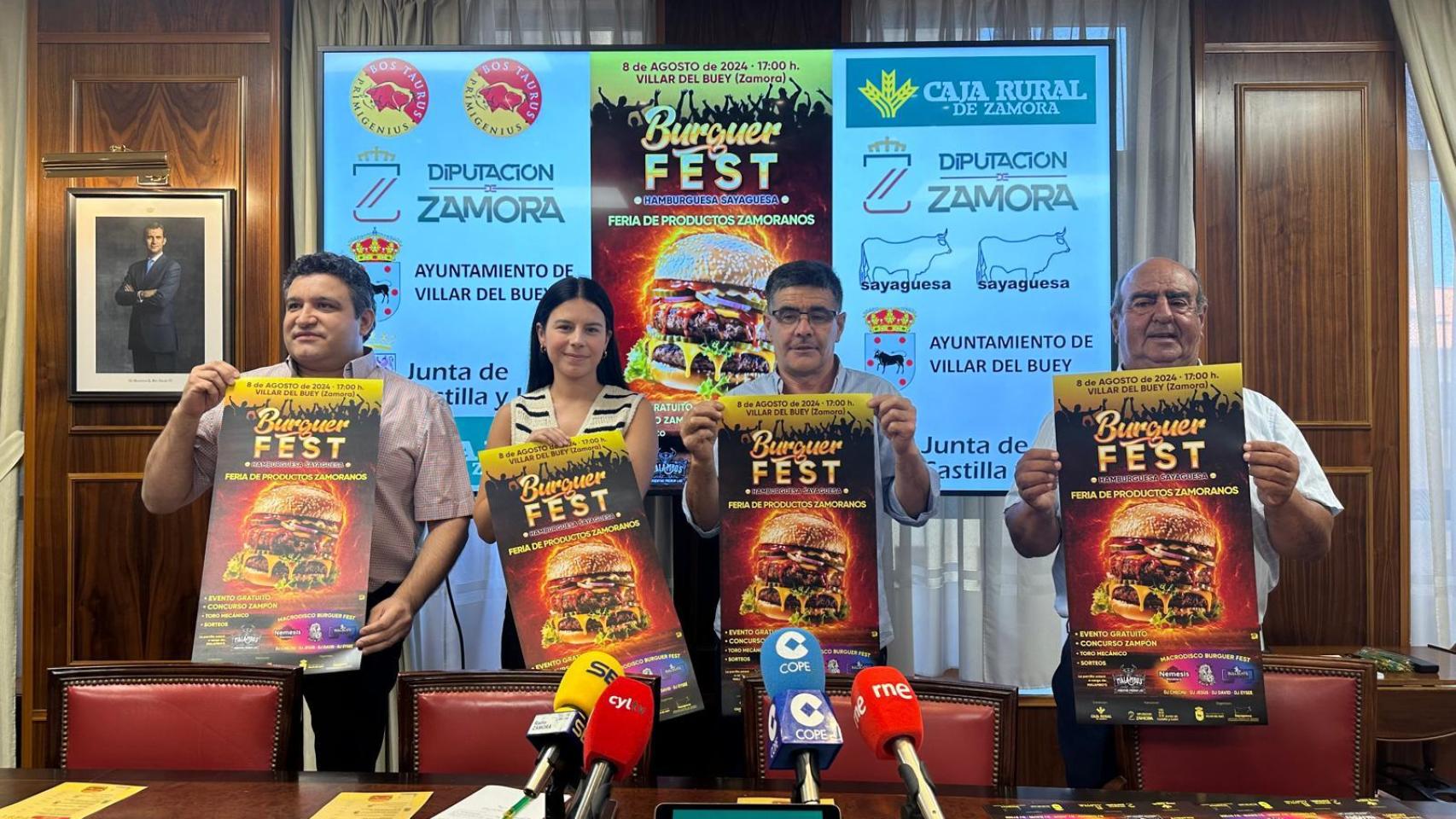 Presentación de la tercera edición del Burger Fest en Villar del Buey