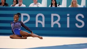 Simone Biles durante su concurso final.