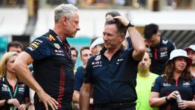 Jonathan Wheatley, junto a Christian Horner