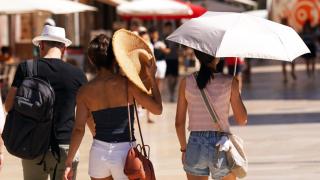 A las puertas de otra ola de calor, Benidorm y Elche tienen las temperaturas más altas de la Comunitat, con 37 grados