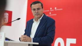 El secretario general del PSOE de Extremadura, Miguel Ángel Gallardo, este jueves en rueda de prensa en Mérida.