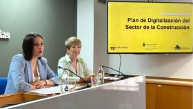 La consejera de Universidades, Ciencia e Innovación y Cultura, Migdalia Machín y la presidenta de la AECP, Salud Gil, en la reciente presentación del «Plan de Digitalización del Sector de la Construcción para 2024».