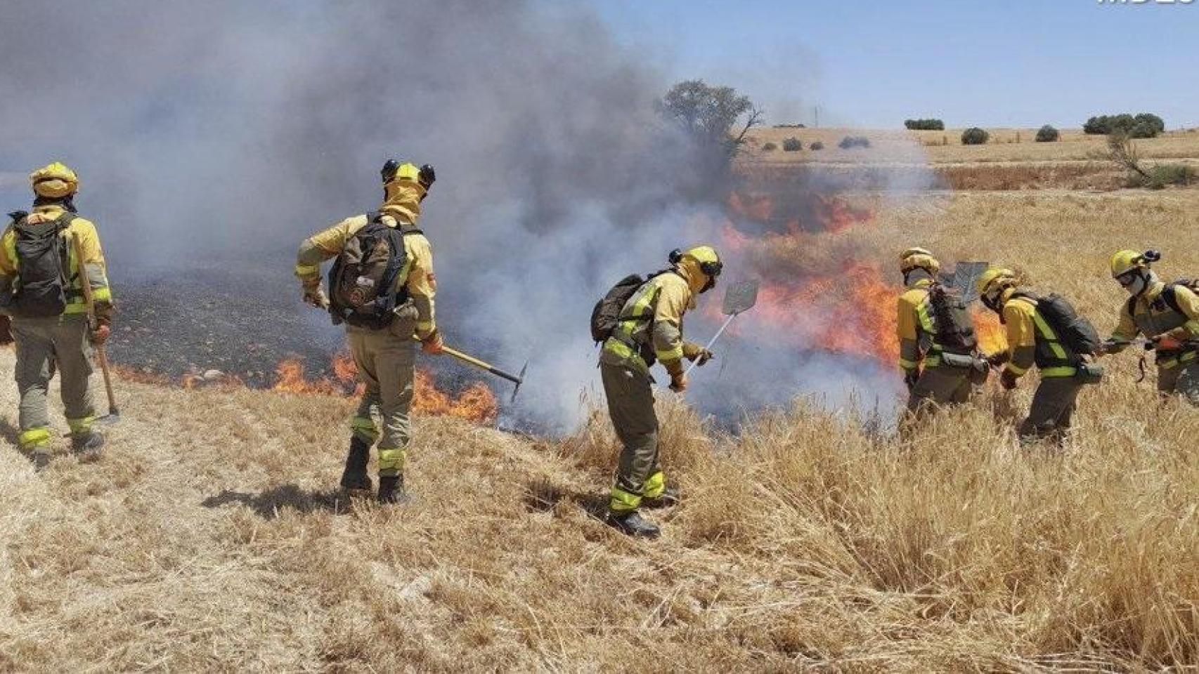 Los bomberos en Loeches.