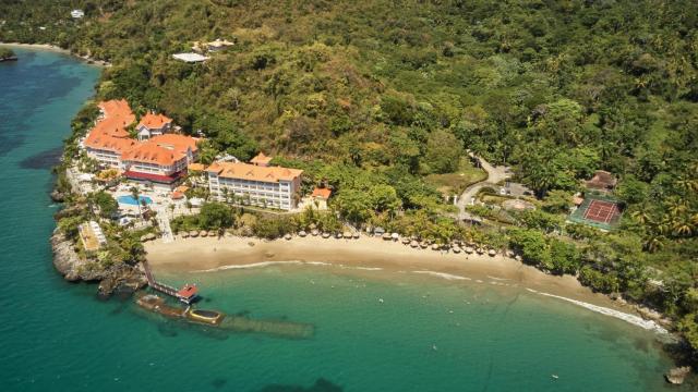 Vista aérea del Bahía Príncipe Grand Samaná, en República Domincana; uno de los hoteles 5 estrellas del Grupo Piñero en el país caribeño.