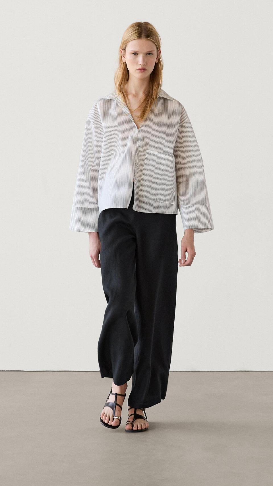 Pantalón de lino de Massimo Dutti.