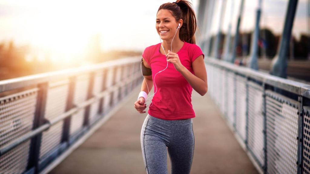 Mujer corriendo.