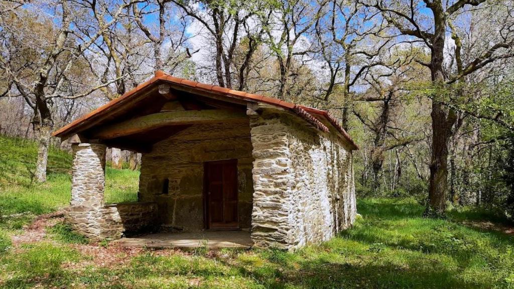 Primer plano de la Ermita da Fonte