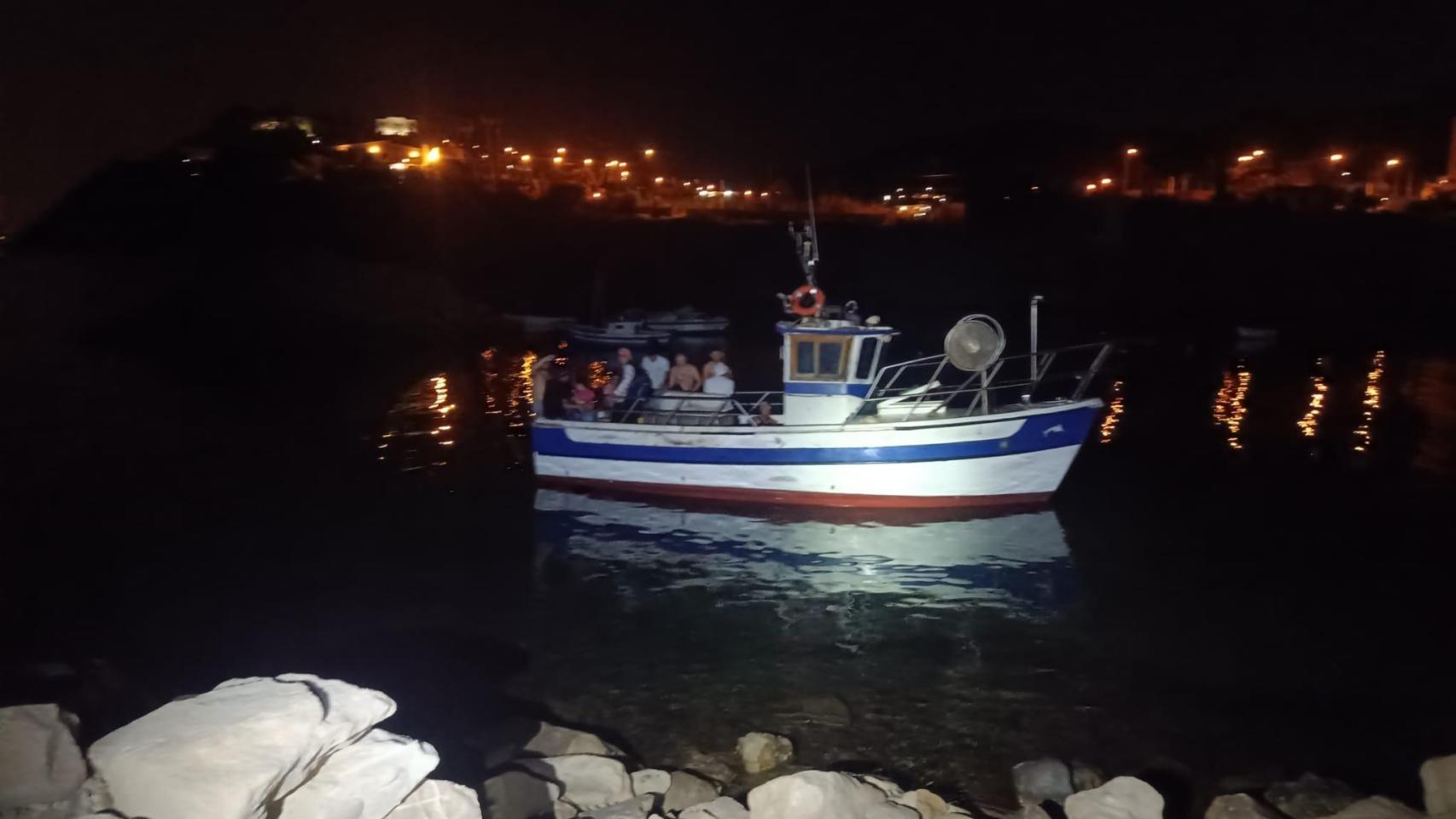 Imagen de la patera en El Campello.