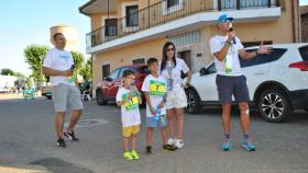 Alexia, Álex, Diego y Sergio, junto a Raúl Vara