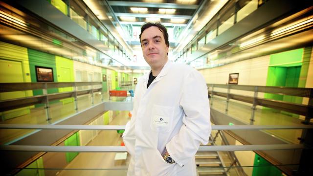 Asier Sáez-Cirión es jefe de la Unidad de Reservorios Virales y Control Inmunitario del Instituto Pasteur.