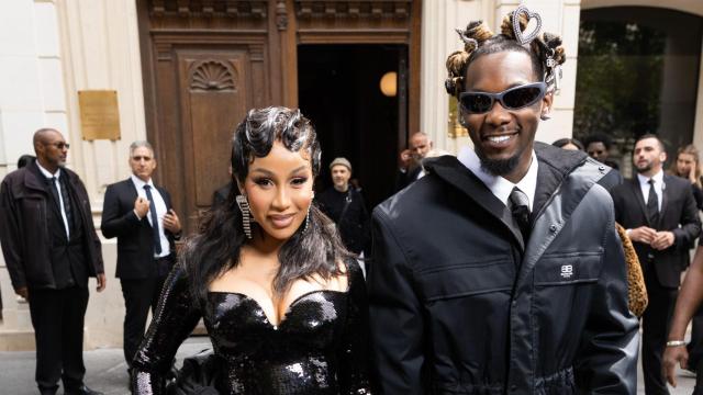 Cardi B y Offset en la Fashion Week de París en 2023.