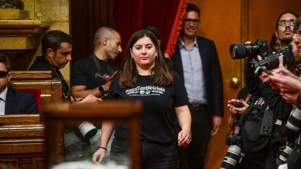 La diputada del Jovent Republicà (ERC), Marc Besses, en el hemiciclo del Parlament.