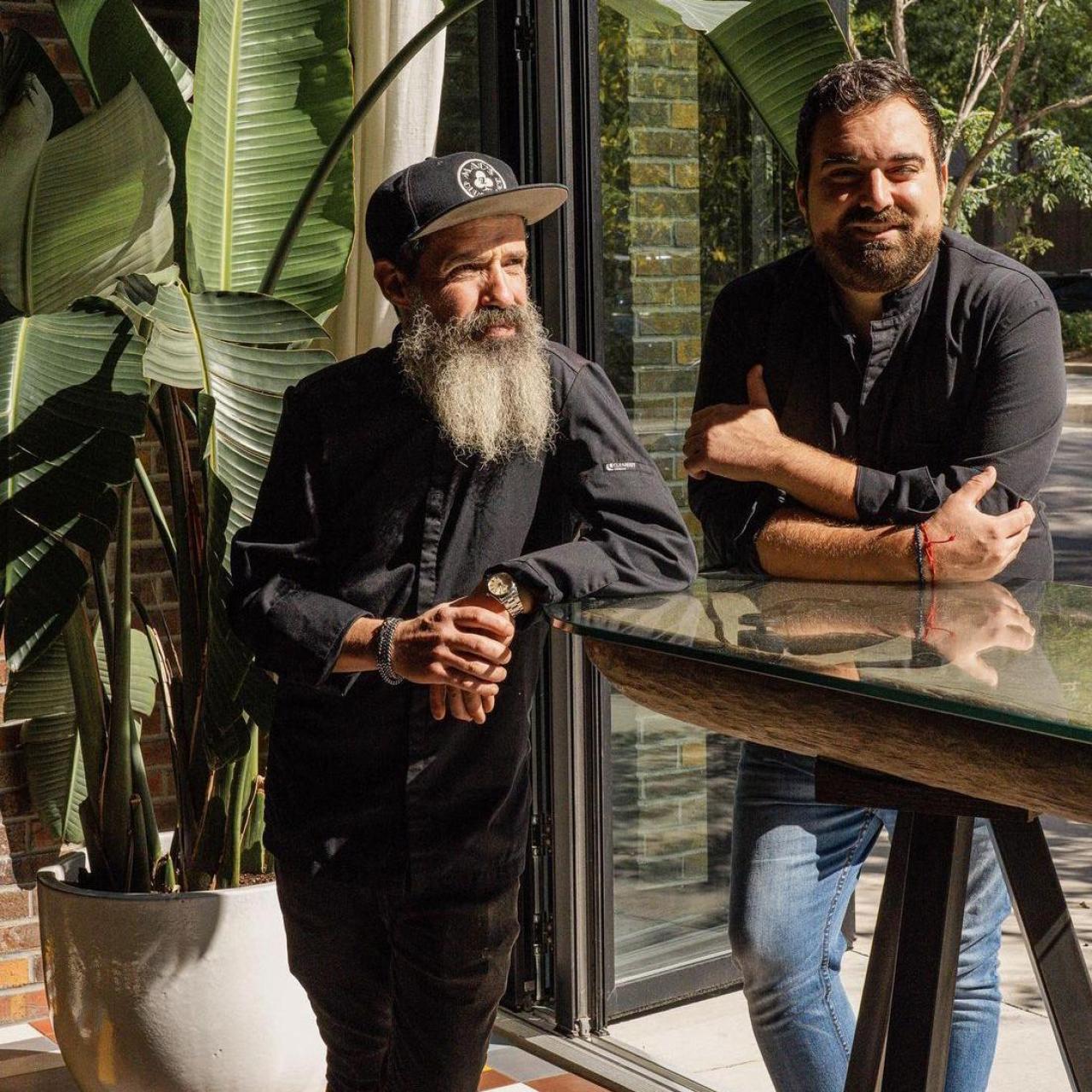 Chefs Marcos Campos y Erwin Mallet.