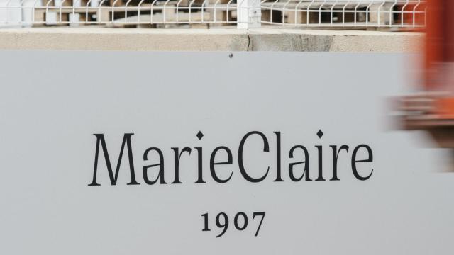 Rótulo de la fábrica de Marie Claire en Vilafranca que indica su año de apertura.