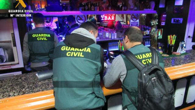 La Guardia Civil desarticula un grupo dedicado a la explotación de mujeres