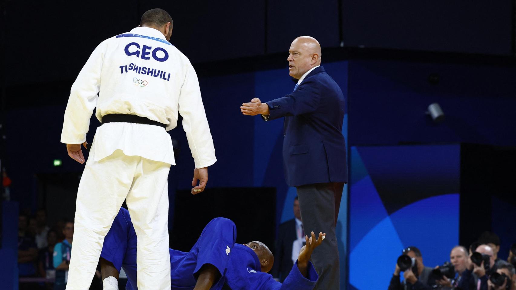 Guram Tushishvili se enfrenta a Teddy Riner sobre el tatami