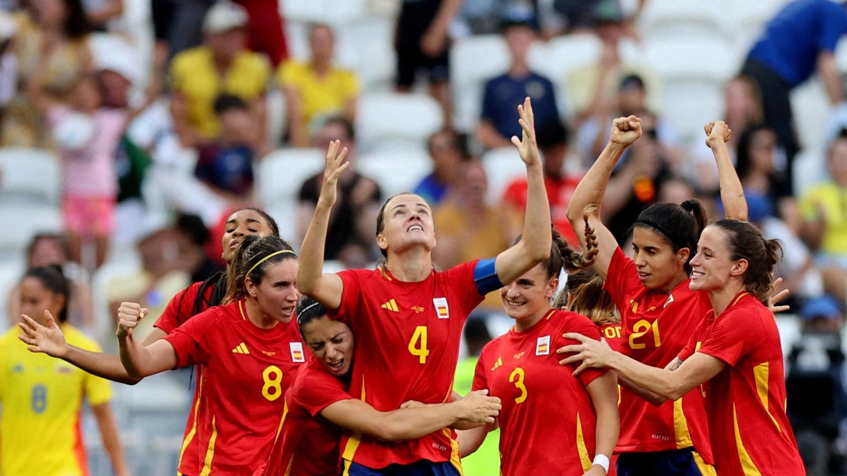 Las jugadores de la Selección celebran el gol de Irene Paredes.