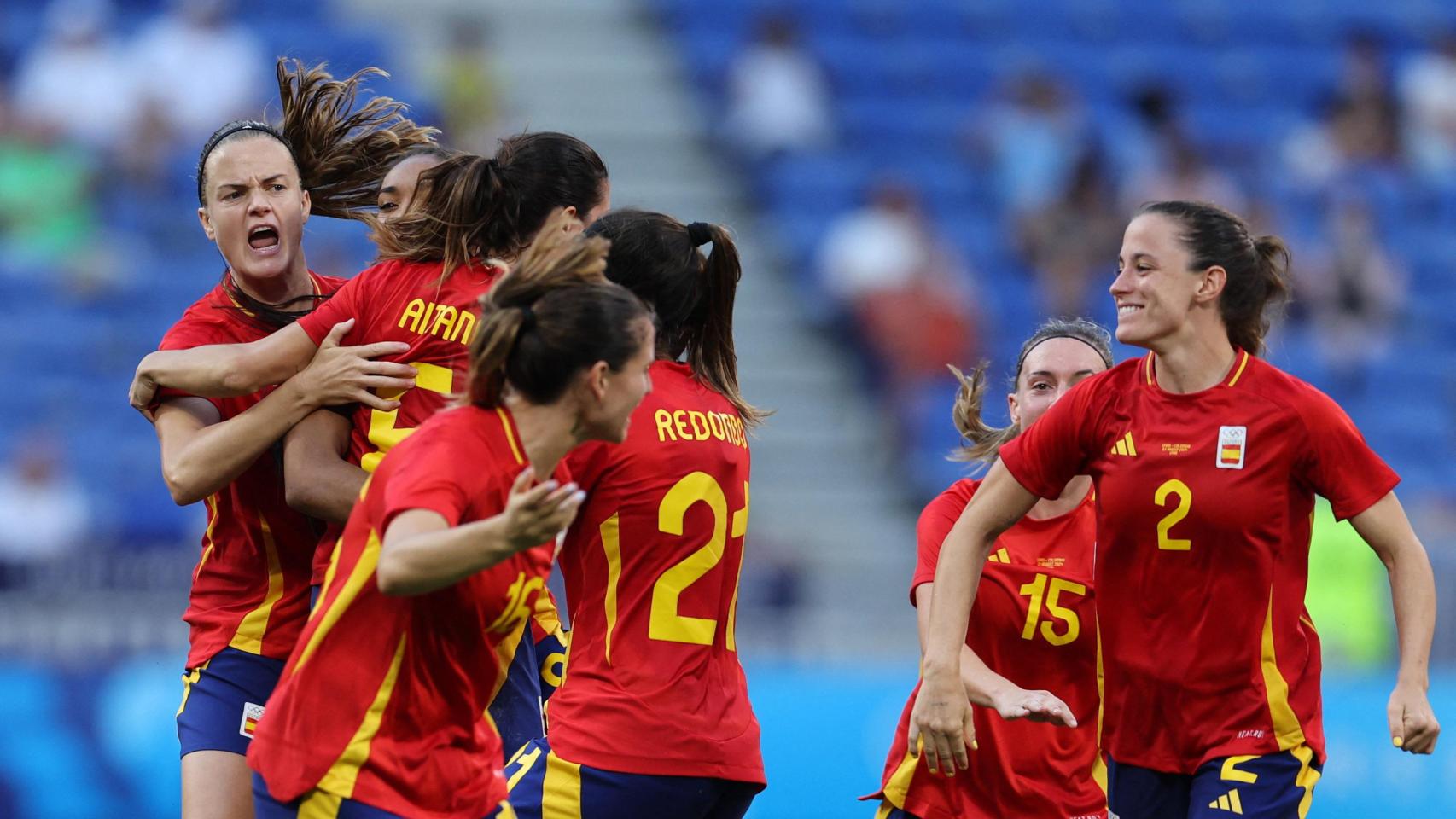 Las jugadoras de España celebran el pase a semifinales.